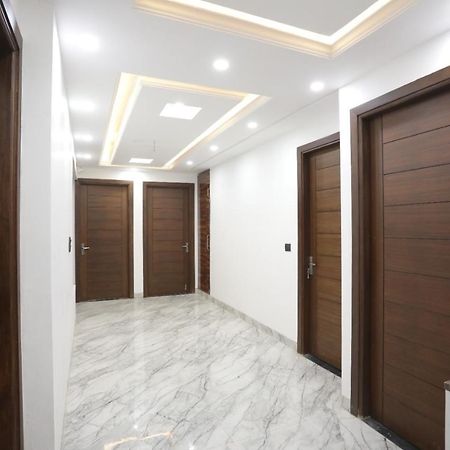 Vibe Hotel Нойда Екстер'єр фото